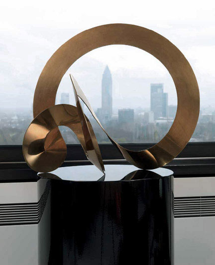 Max Bill, Plane borne of a spiral, 1974, gold-plated brass, 77 x 50 x 62 cm