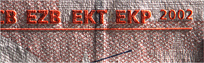 Fühlbares Relief auf der Vorderseite einer 10-Euro-Banknote