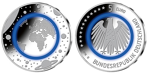5 Euro collectors' coin "Planet Earth' featuring a blue ring"