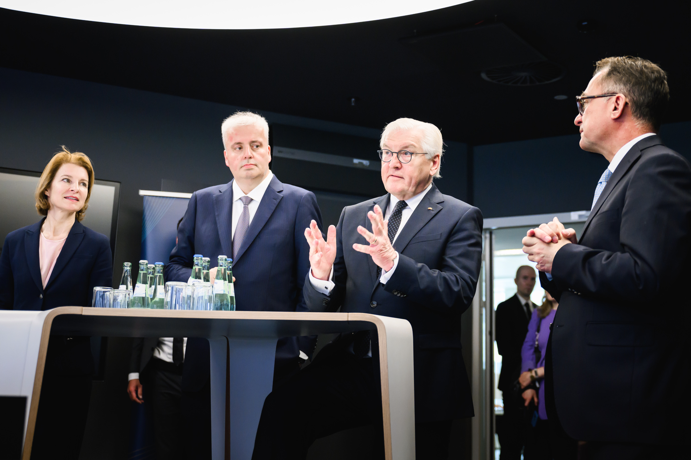 Bundespräsident Steinmeier zu Besuch in der Bundesbank ©Bundesregierung/Marvin Ibo Güngör