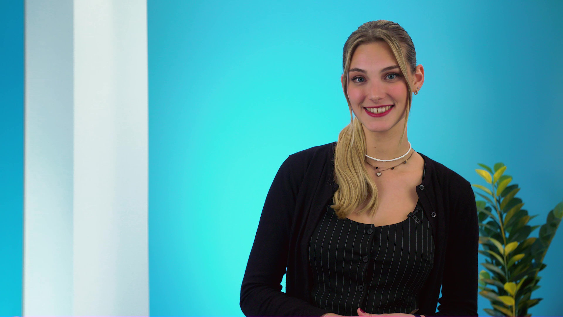 Finance Flash - Moderatorin Kati