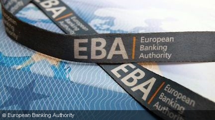 Ein Band mit der Aufschrift EBA - European Banking Authority