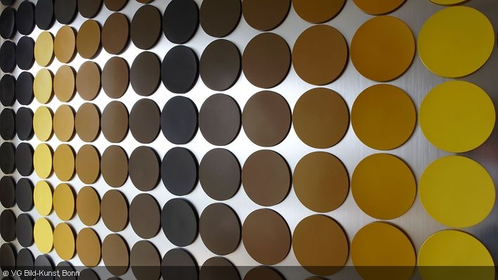 Victor Vasarely, Raumgestaltung Speisesaal, 1972, Kunststoff und Metall