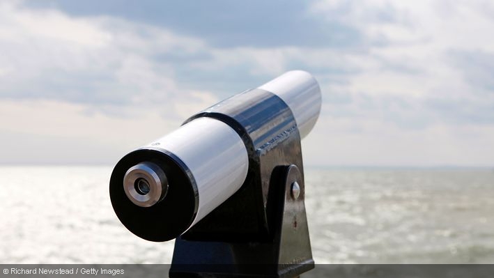 Telescope facing the sea