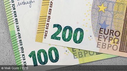 Featured image of post Spielgeld Euro Scheine Originalgr e Kostenlos Gratis spielgeld zum ausstanzen bestellen bis zu f nf kostenlose druckexemplare f r schulen wenn ihr als lehrkr fte das spielgeld f r eine schule oder einen kindergarten bestellen wollt m sst ihr die adresse der bildungseinrichtung angeben